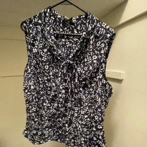 Tahari XL Sleeveless Blouse